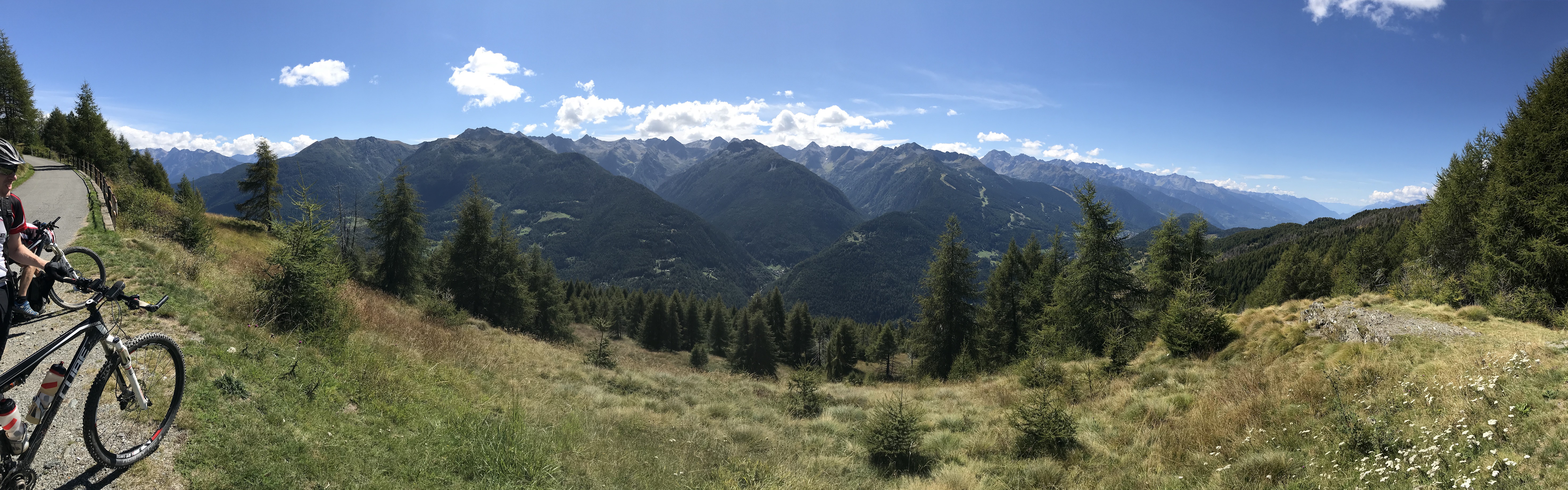 Alpencross Tag 4 Foto7 red