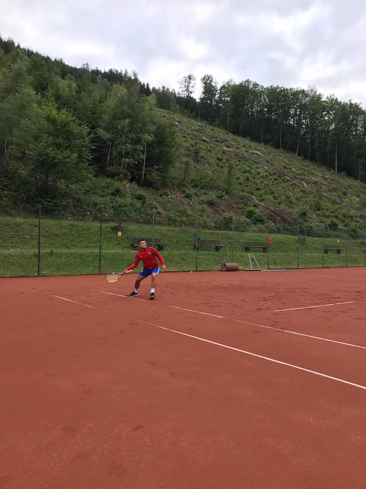 Tennis 5