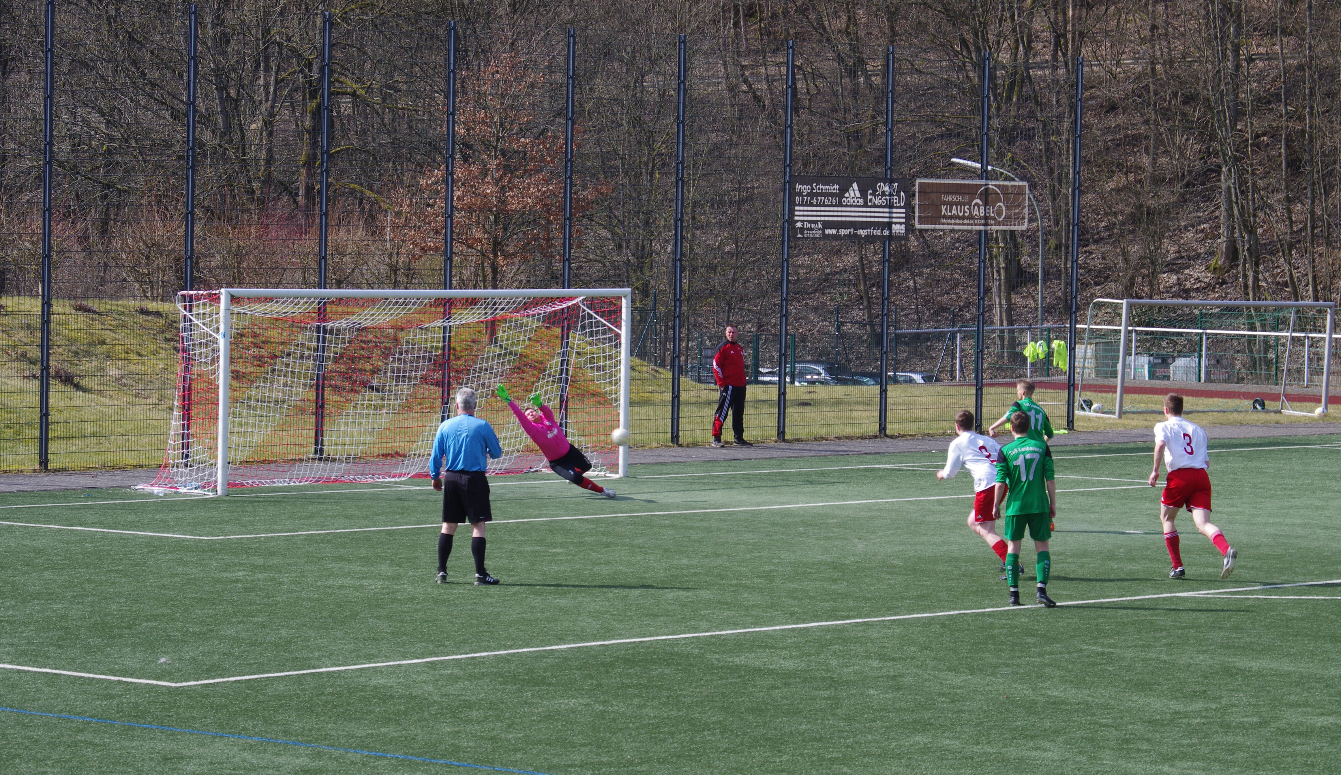 Luca vs Lenhausen